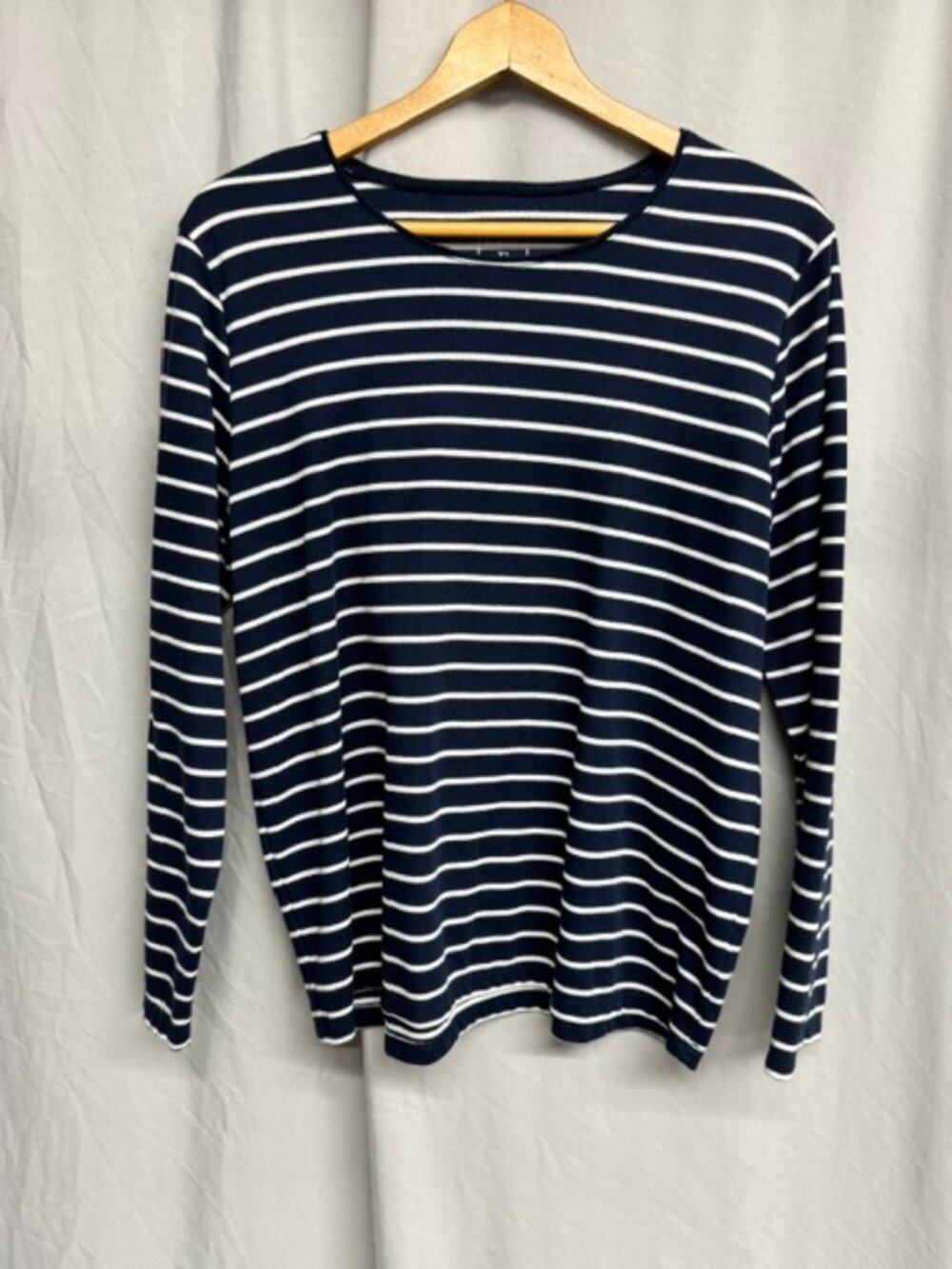Hastings and Smith Striped Women's Shirt - XL